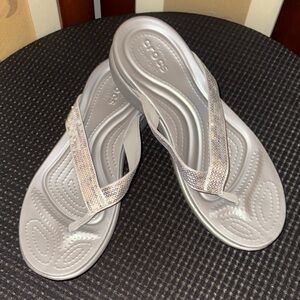 CROCS Women's Silver Sequin Flip Sandals